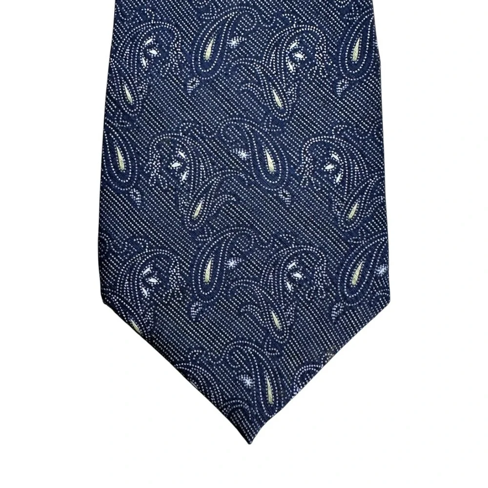 Nautica Men's Designer Navy  Blue Paisley Print Novelty Neck Tie 100% Silk
